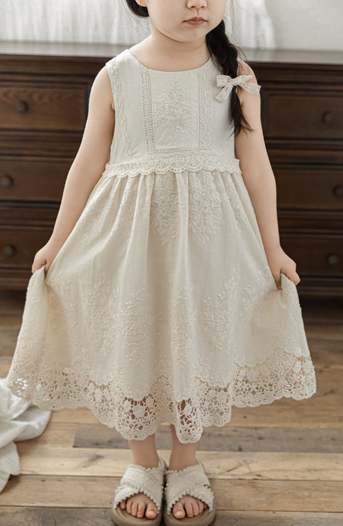 שמלה פרחונית רקומה